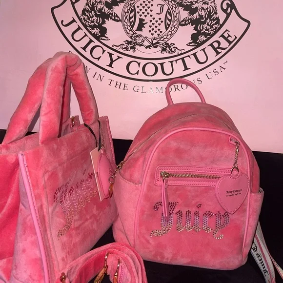 Juicy Couture Vibrant Pink Backpack Set JUICY COUTURE 3PC Mini Backpack Gift Box Set Heritage Card  main image 2